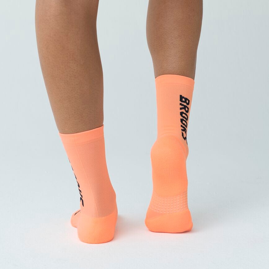 1ac3b22b_280495-867-mb-unisex-ghost-crew-running-socks